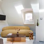Modern Duplex In Paris - 4P