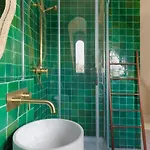 Modern Duplex In Paris - 4P